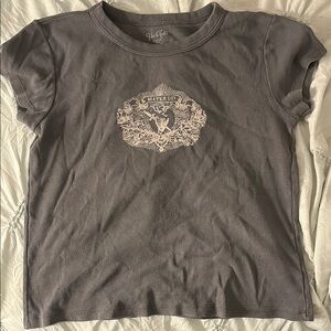 Brandy Melville Gray Short Sleeve Tee with Intricate Design